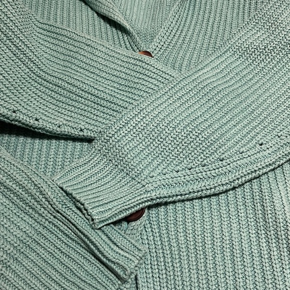 Free people Cardigan  Crochet Sweater size L Turquoise NWOT - Picture 9 of 13